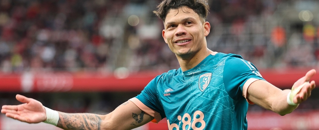 LONDON, ENGLAND - MAY 03: Evanilson celebrates after scoring to make it 2-1 during the Premier League match between Arsenal FC and AFC Bournemouth at Emirates Stadium on May 03, 2025 in London, England. (Photo by Robin Jones - AFC Bournemouth/AFC Bournemouth via Getty Images)