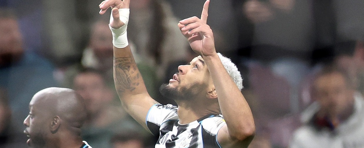 BURNLEY, ENGLAND - DECEMBER 30: Joelinton of Newcastle United celebrates scoring his team's first goal during the Premier League match between Burnley and Newcastle United at Turf Moor on December 30, 2025 in Burnley, England. (Photo by Nathan Stirk/Getty Images)